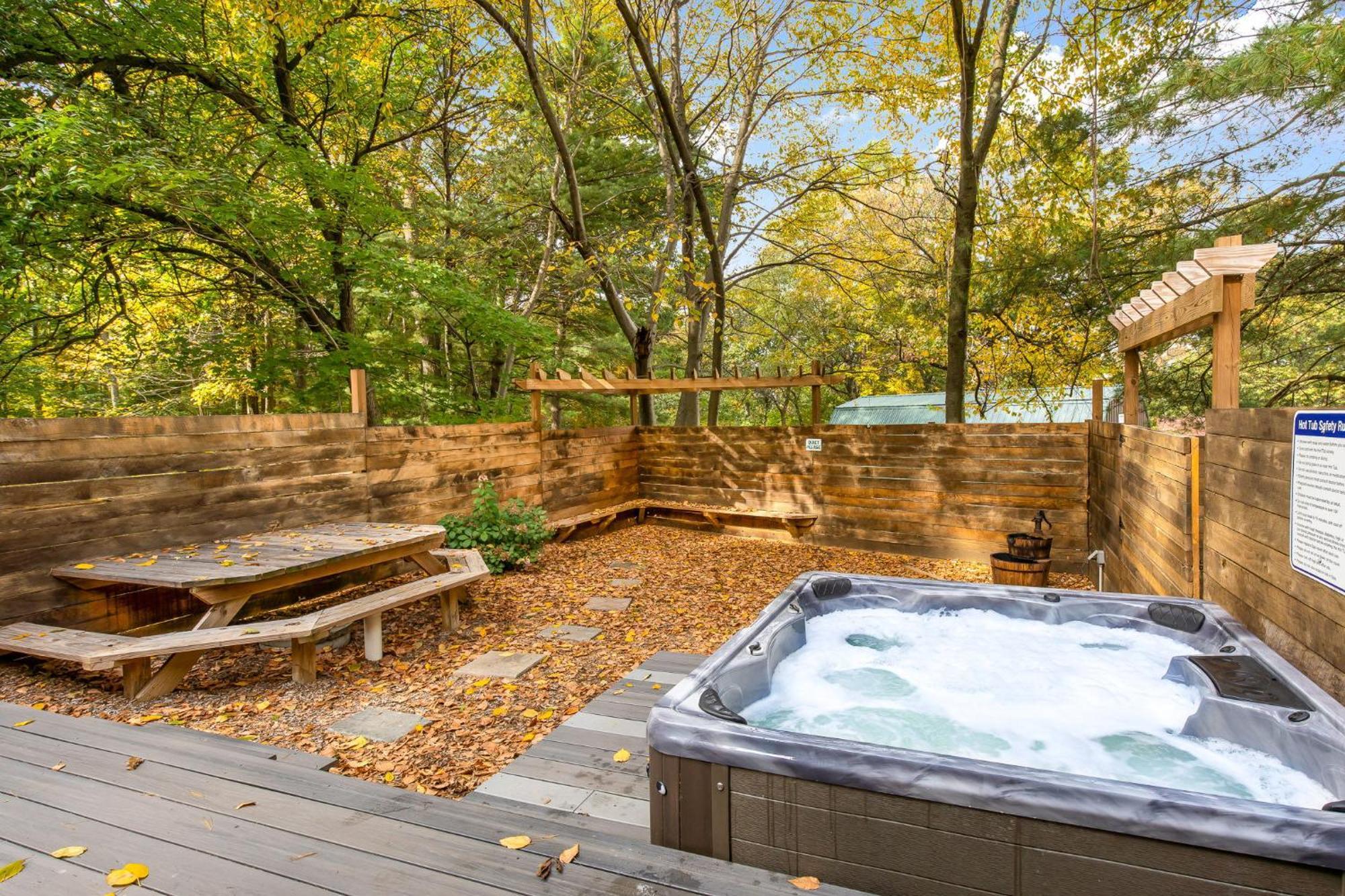 شقة 5 Bd W Hottub - Mins To Hunting Hiking & Fishing New Providence المظهر الخارجي الصورة